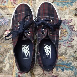 Vans women's size 5, boy size 3.5